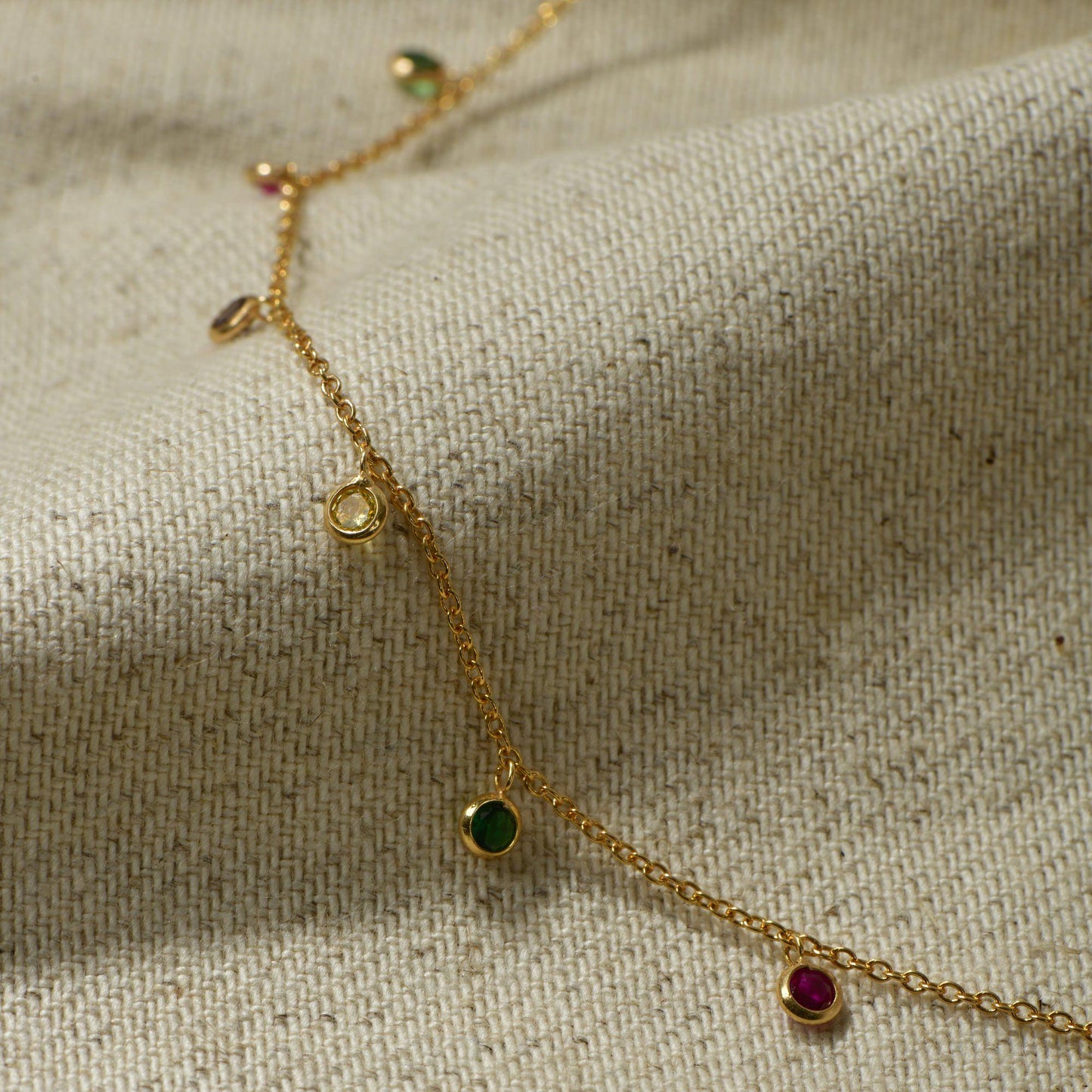 Dangling Diamonds Necklace