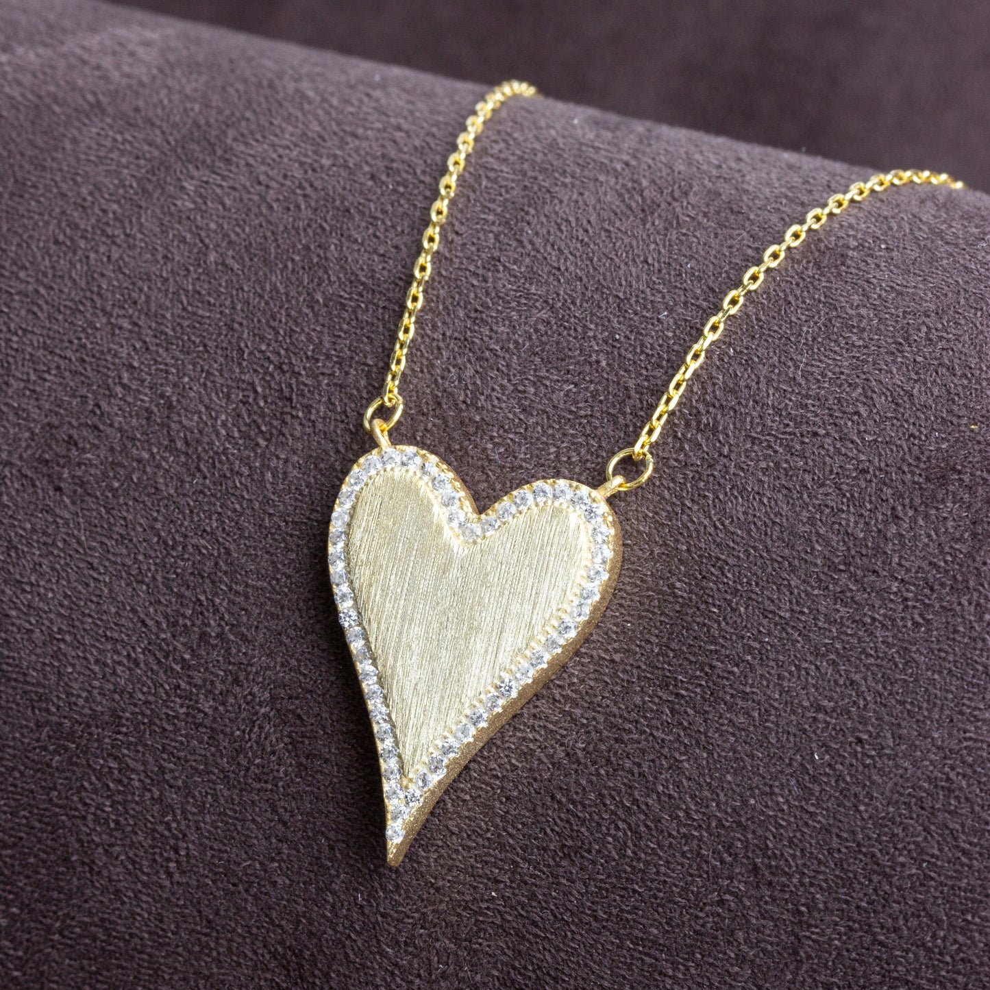 Vintage Shape Diamond Heart Necklace