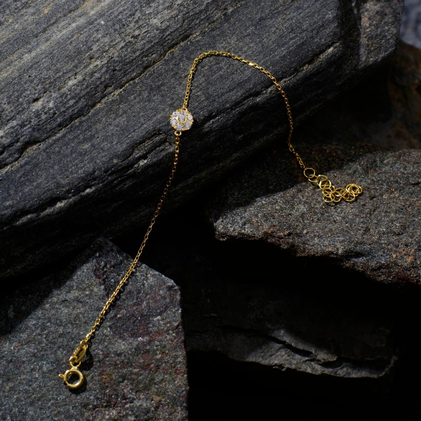 Minimalist Flower Diamond Bracelet