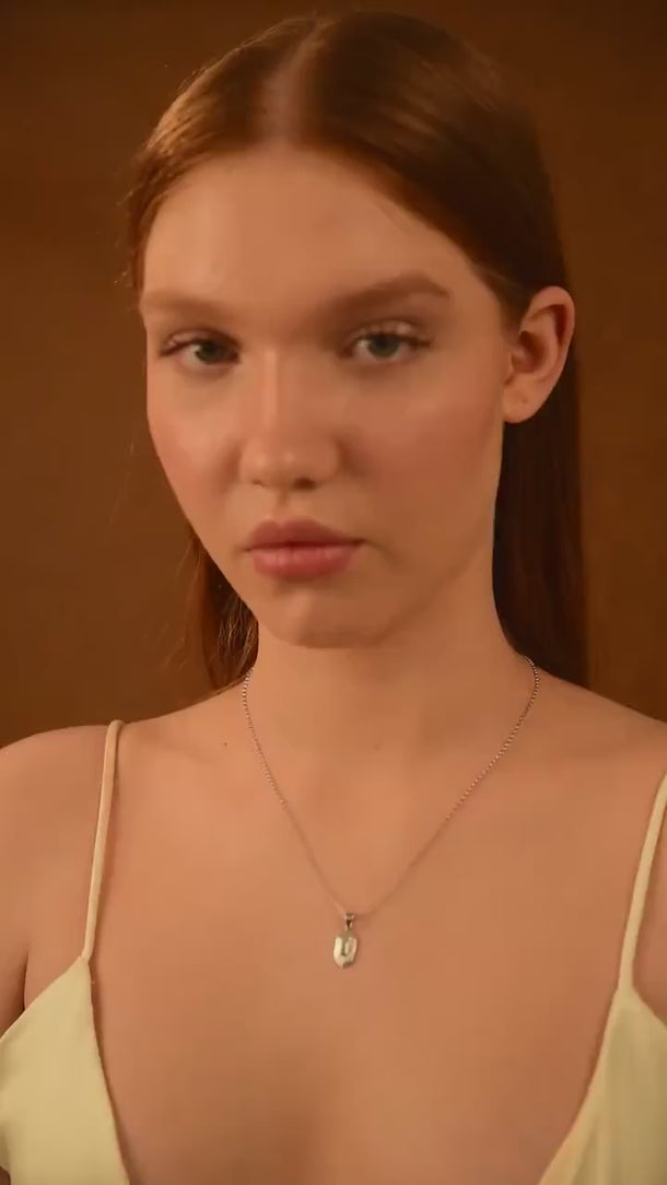 Minimalist Silver Baguette Diamond Necklace