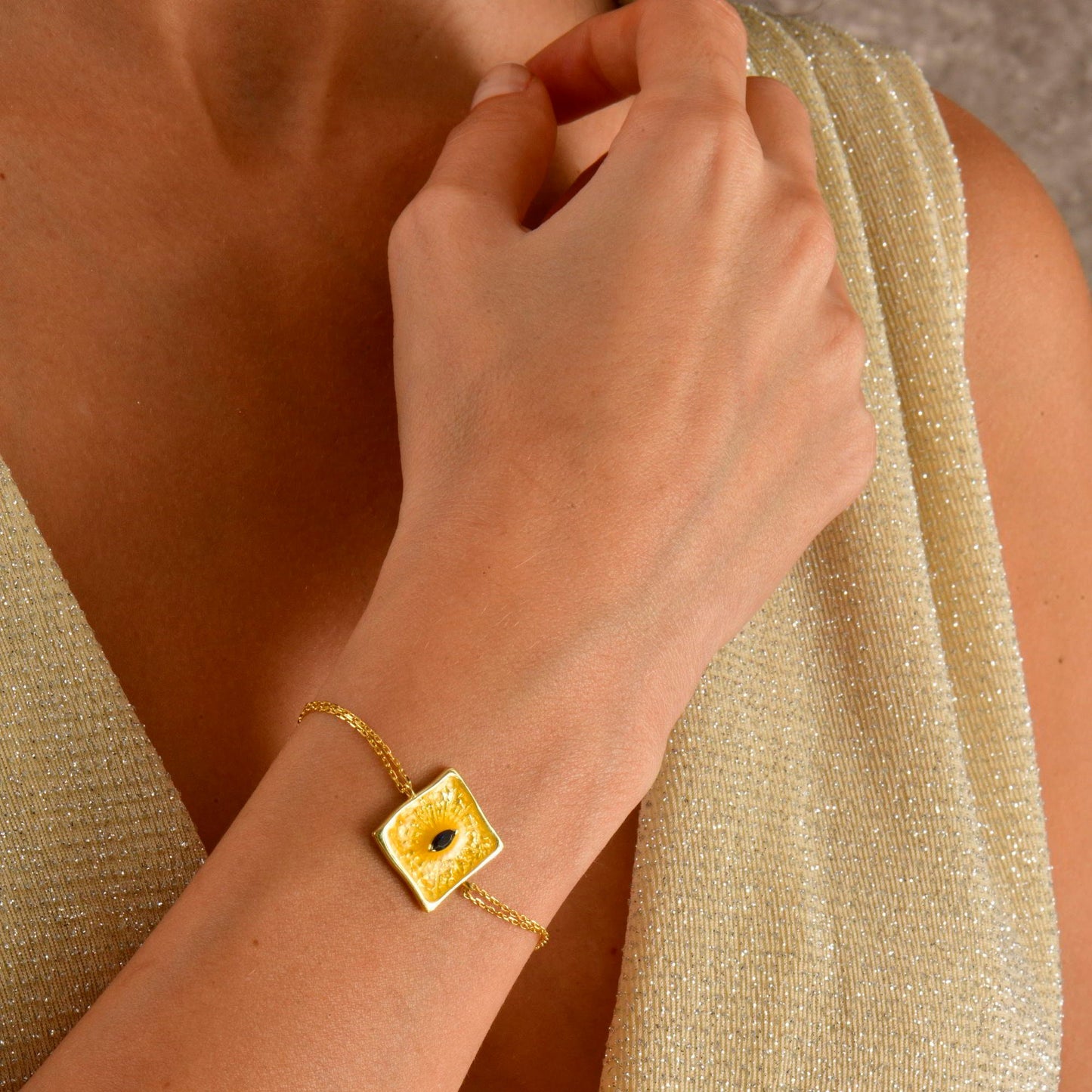 Sapphire Eyeburst Bracelet